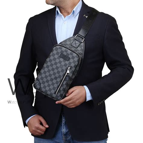 lv shoulder bag men